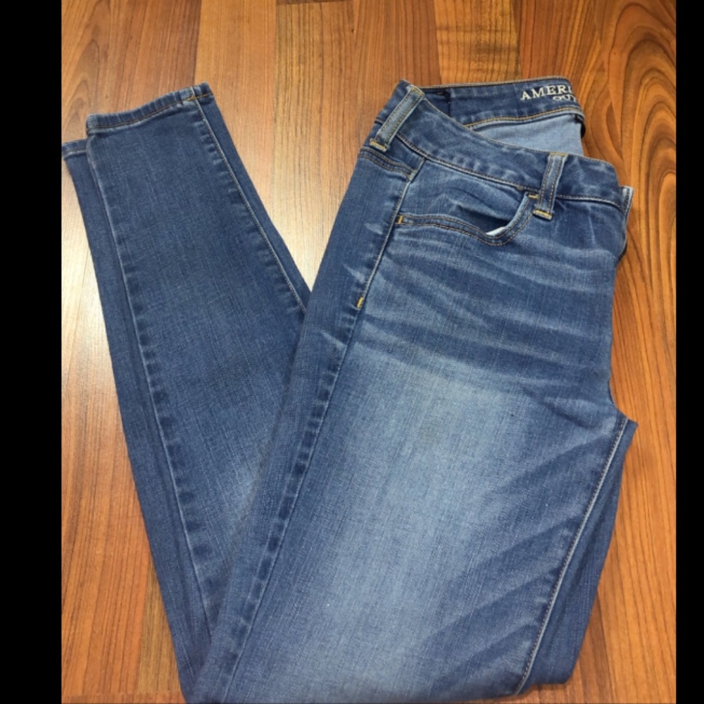 American Eagle skinny jeans